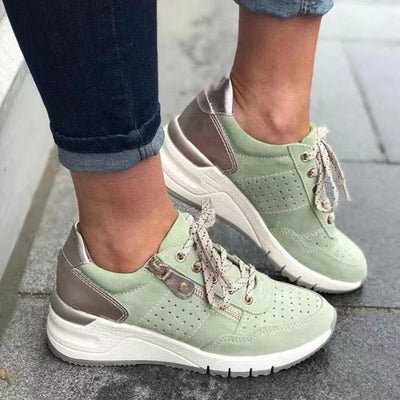 Lightweight Casual Lace-Up Sneakers