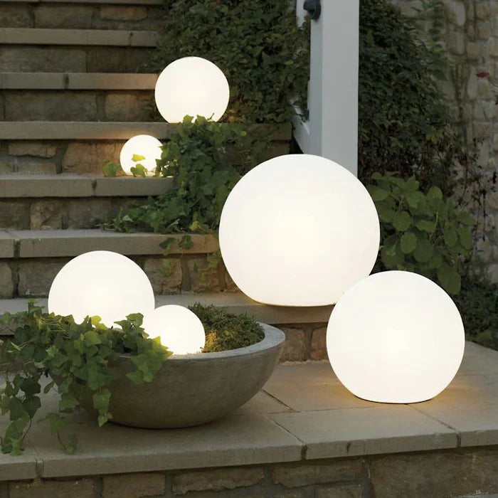 Outdoor LED Globe Garden Lights