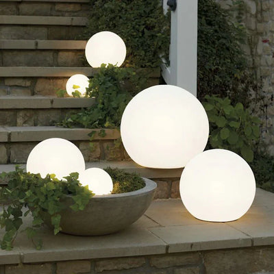 Outdoor LED Globe Garden Lights
